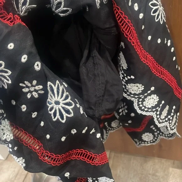 Veronica Beard Embroidered Beaded Dress - Picture 13 of 13